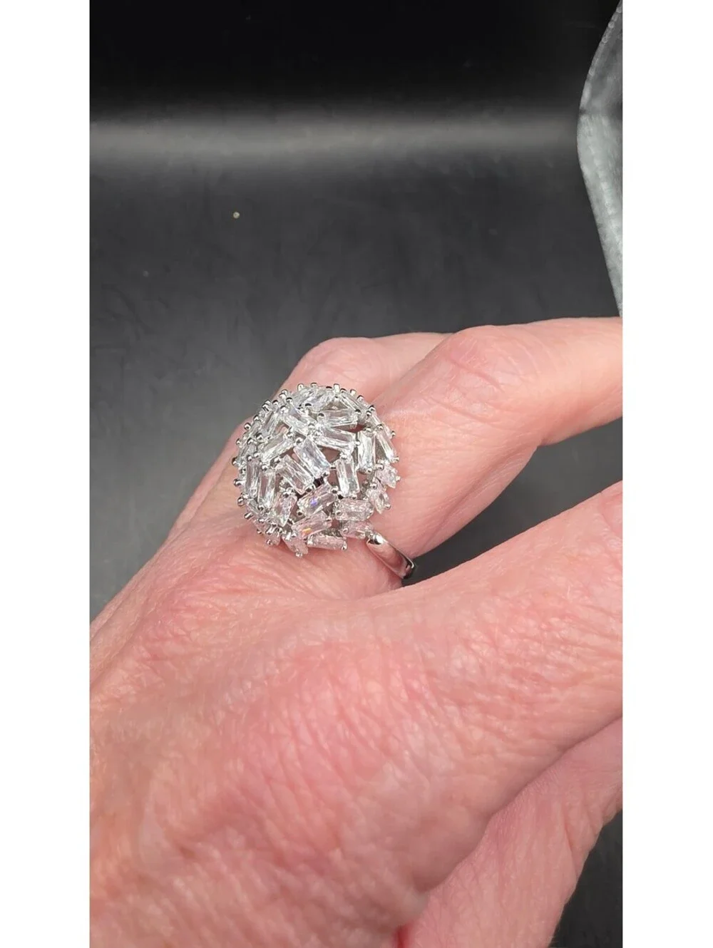 Women's Luxury Galaxy Star-Shaped Cubic Zirconia Ring Size 7